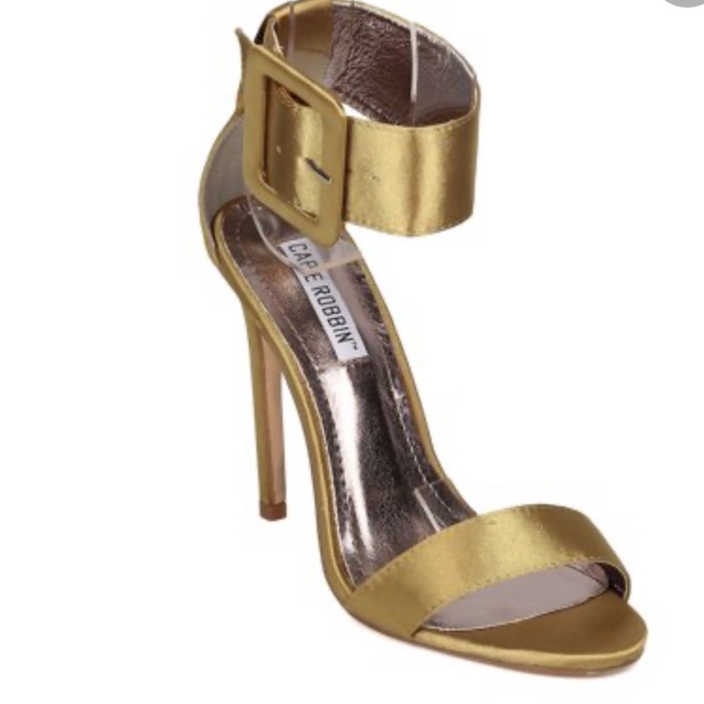 NWOT  heels
